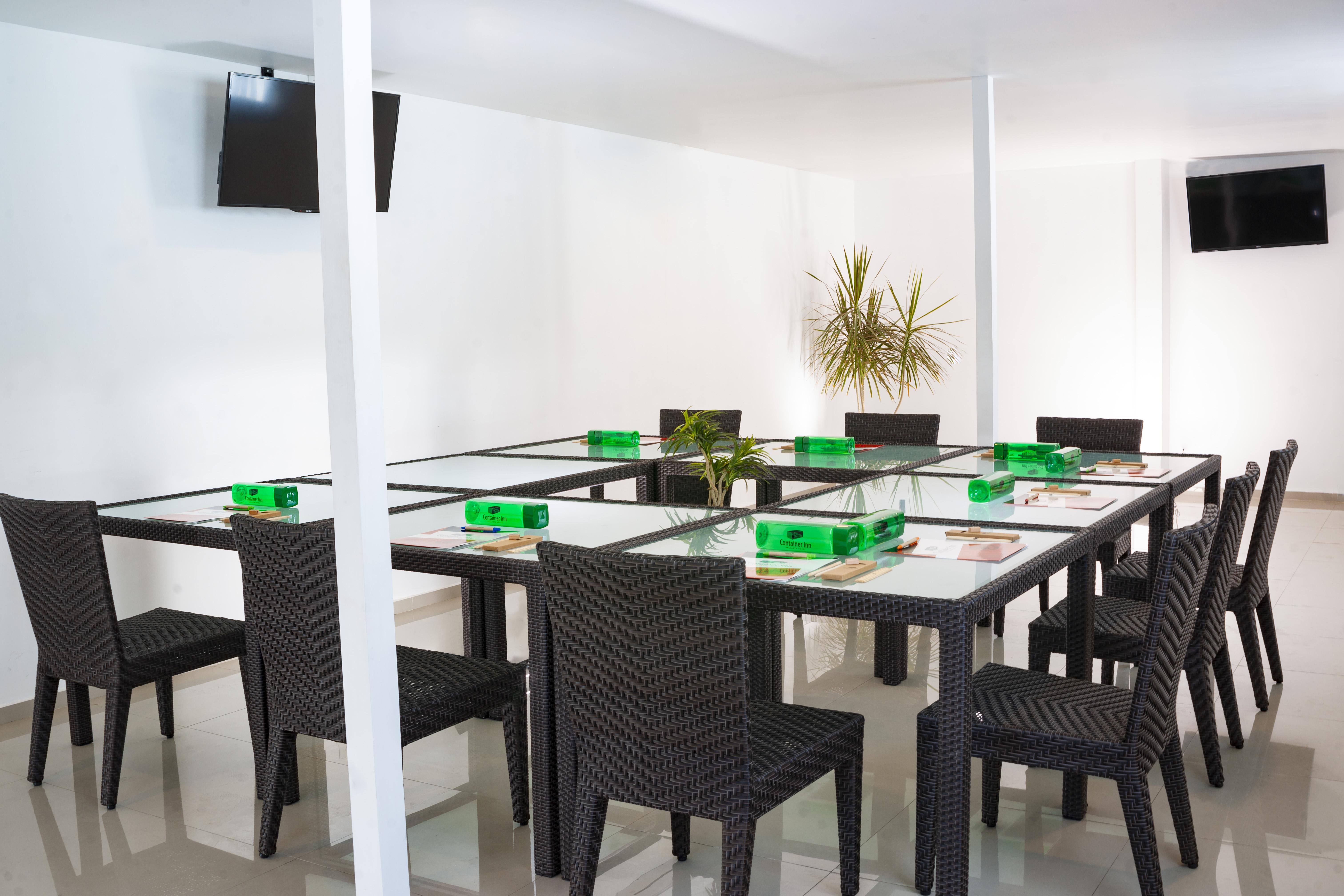 פוארטו ואלארטה Container Inn Hotel Aeropuerto מראה חיצוני תמונה